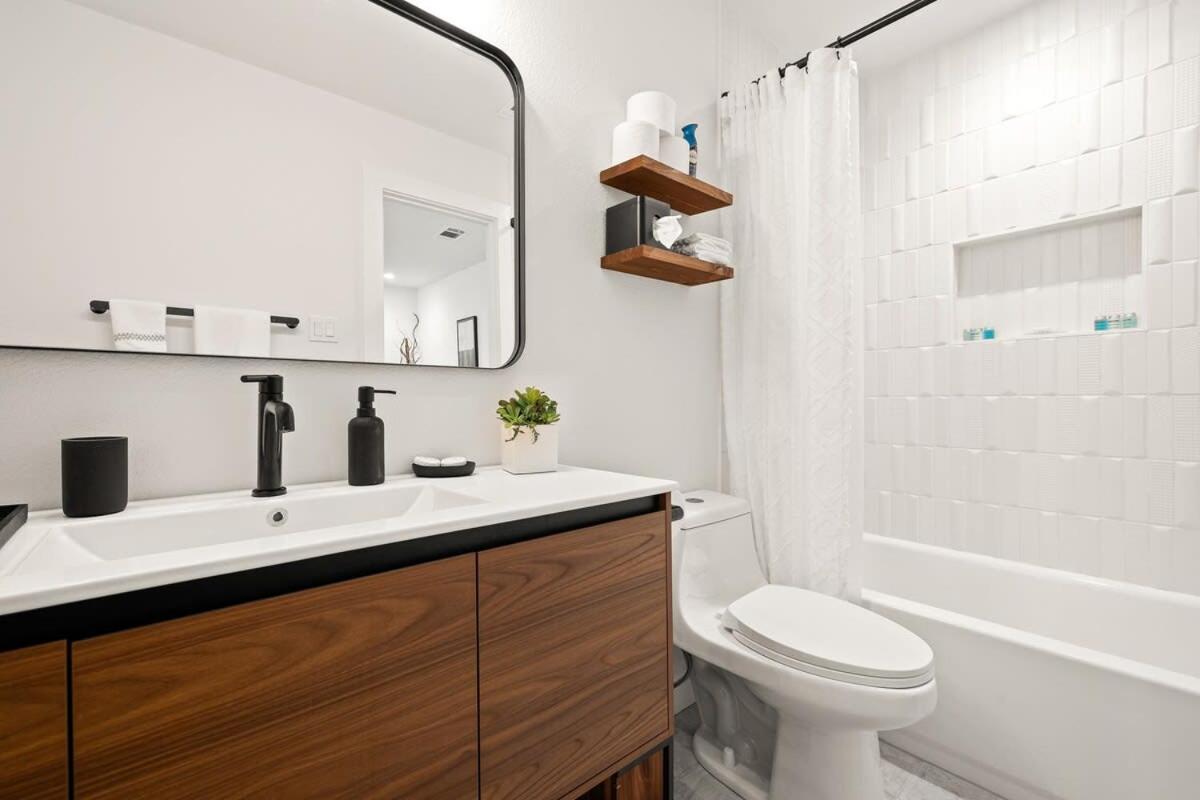 New Luxury Bungalow Zilker & Barton Springs Остин Екстериор снимка