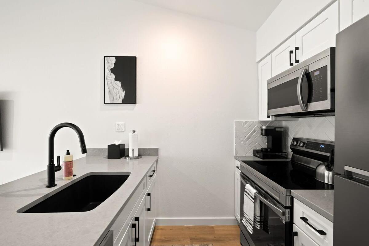 New Luxury Bungalow Zilker & Barton Springs Остин Екстериор снимка