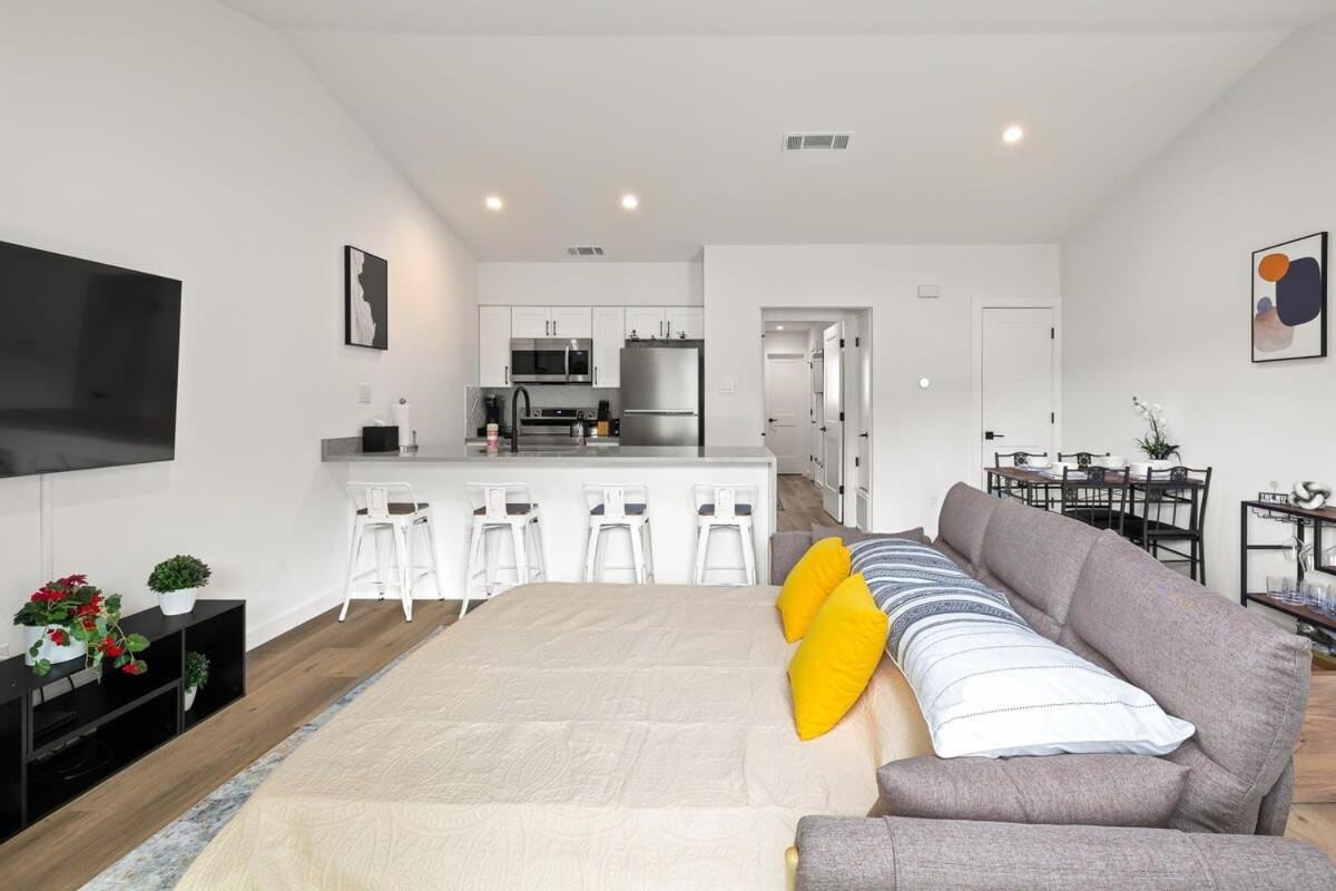 New Luxury Bungalow Zilker & Barton Springs Остин Екстериор снимка
