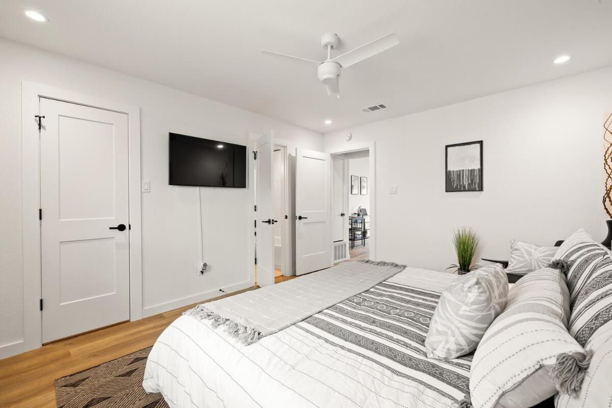 New Luxury Bungalow Zilker & Barton Springs Остин Екстериор снимка